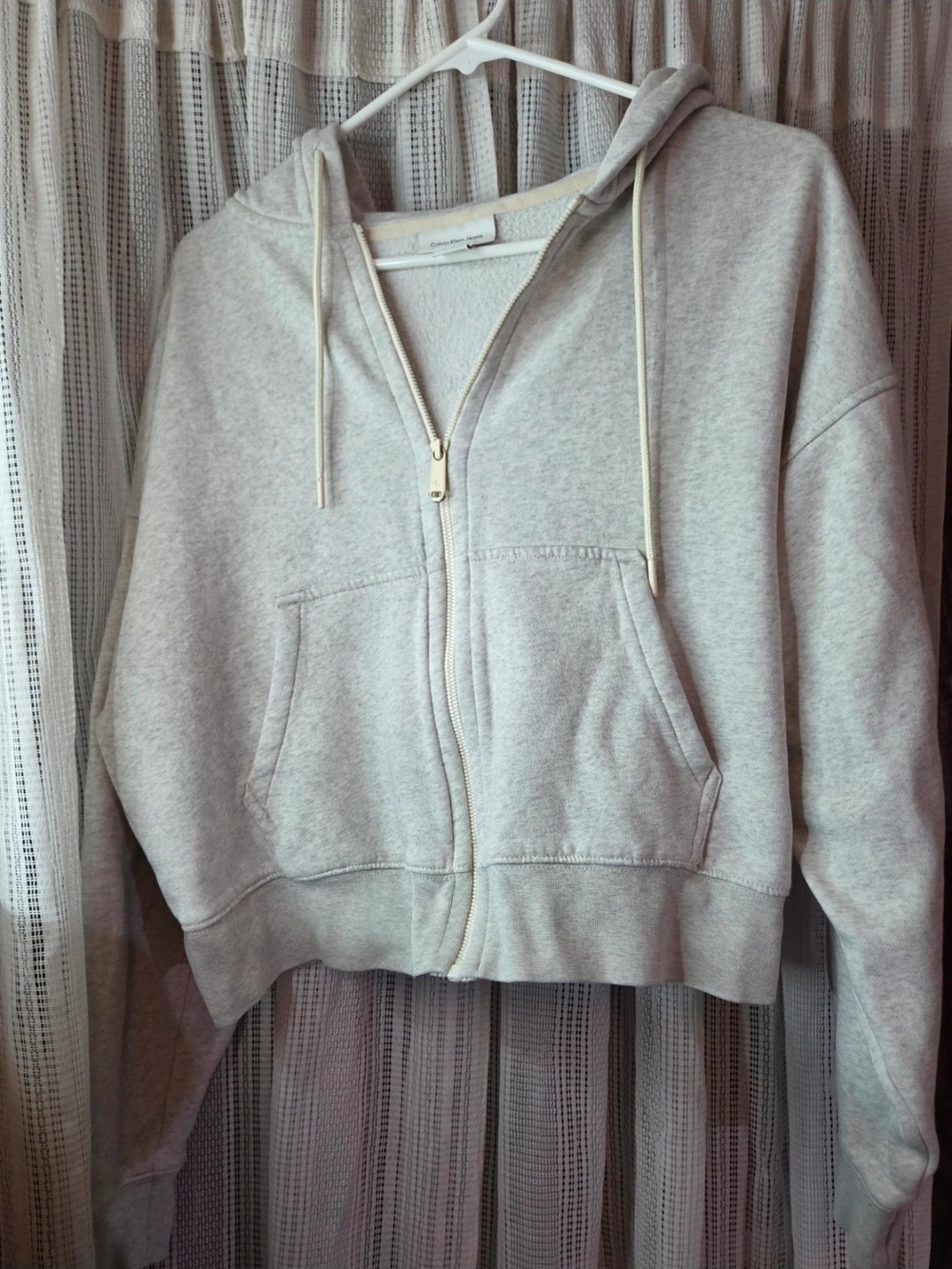 Women’s Light Gray Zip-Up Hoodie Jacket